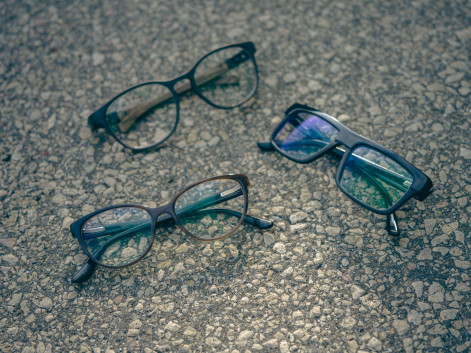 Brillen aus Naturmaterialien